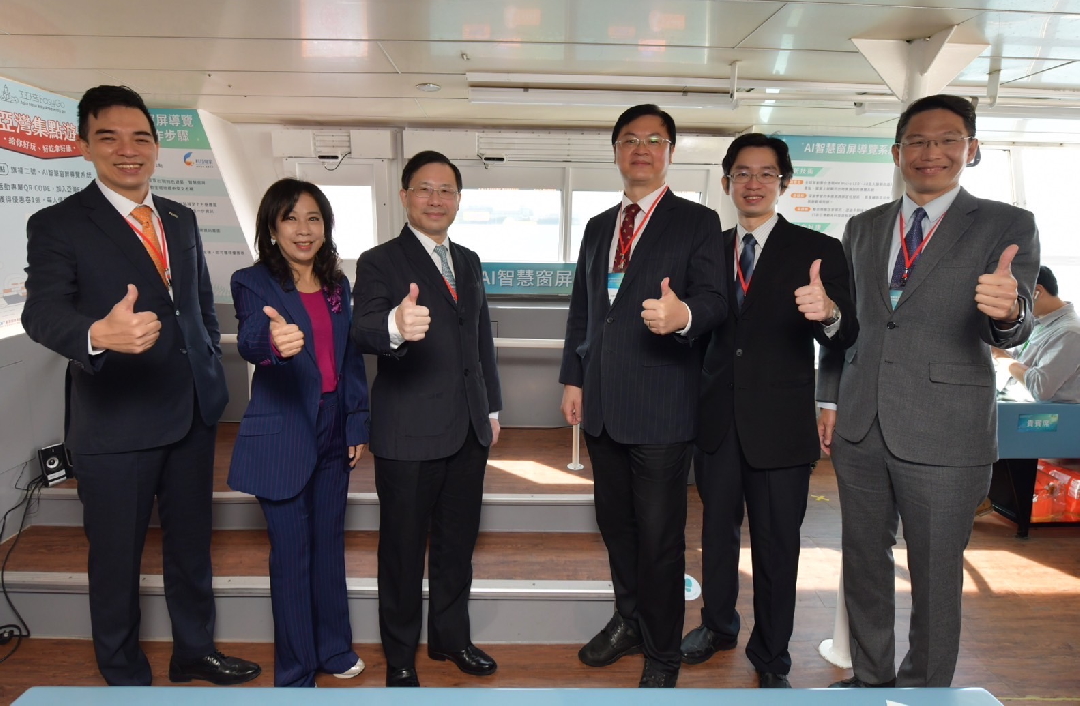 �ɽ��������gָ̎���Ƅӣ�͸�^���_��������I���g�о�Ժ�c������������������춸��ہ����ǻ۶�݆���Ȍ�������Micro LED͸���@ʾ������(22)�Ն���(�������_��늠I�\�L�߿������¸�������݆��˾�����L�S���������������L��ȫ���������и����L�_�_�������������g̎���L���܄P������Ժ늹�ϵ�y�������L������)